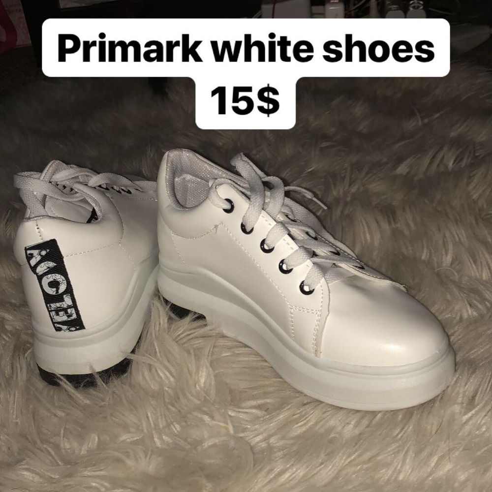 Shoes and clothes! Never worn or barley worn!